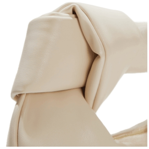 NWT Melie Bianco Alexanra Top Handle Bag in Cream - Picture 4 of 7